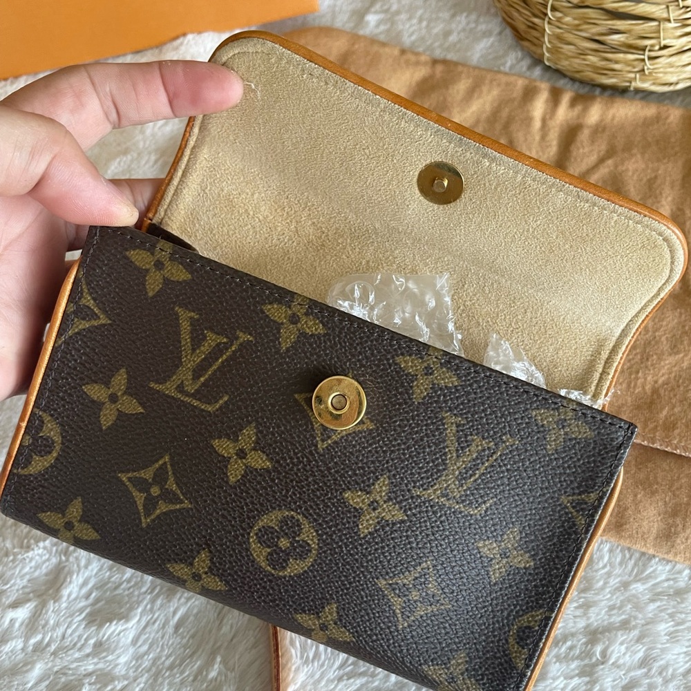 Louis Vuitton florentine Monogram Brown Crossbody Bag❤️🩵🖤💛💖 - Picture 7 of 17